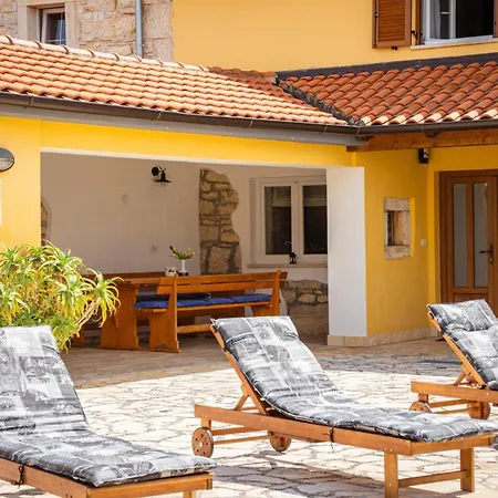 Villa Rina In Barat *