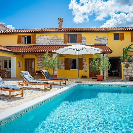 Rina In Barat - Haus Fuer 6-7 Personen Villa Kanfanar
