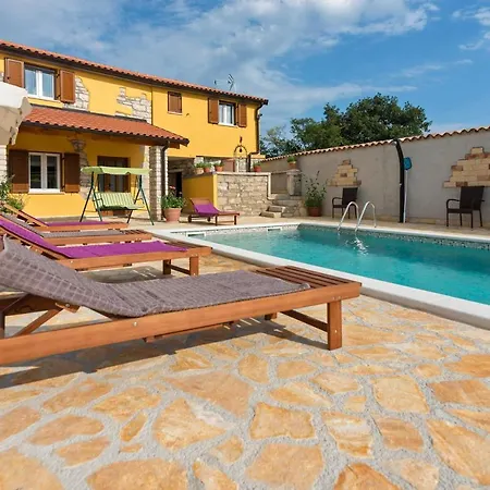 Rina In Barat - Haus Fuer 6-7 Personen Villa Kanfanar